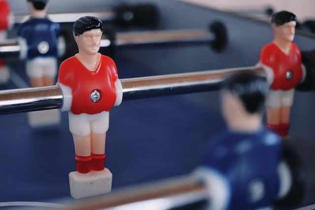 年全固态电 年全固态电